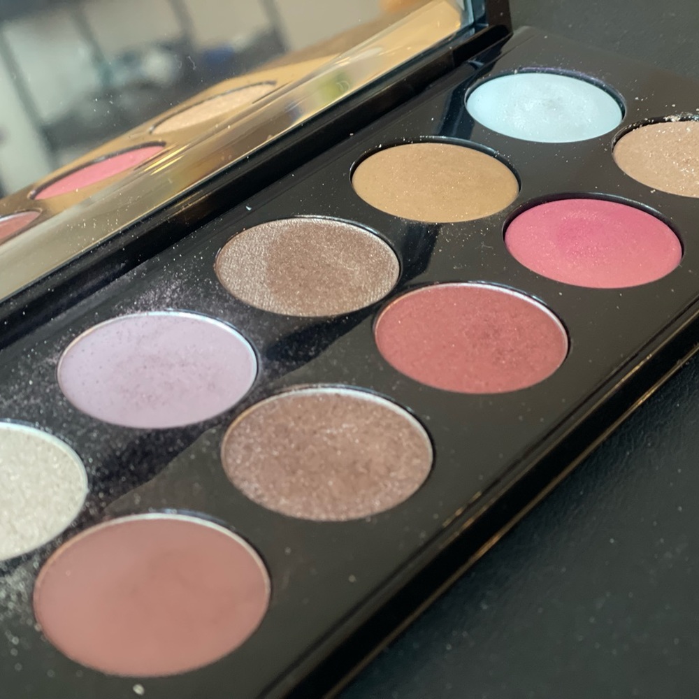 Pat McGrath Divine Rose Mothership Eyeshadow Palette LIKE NEW